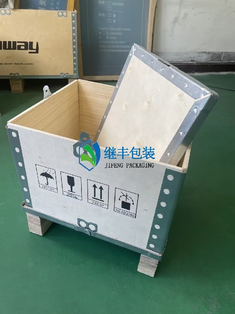 鋼帶箱
